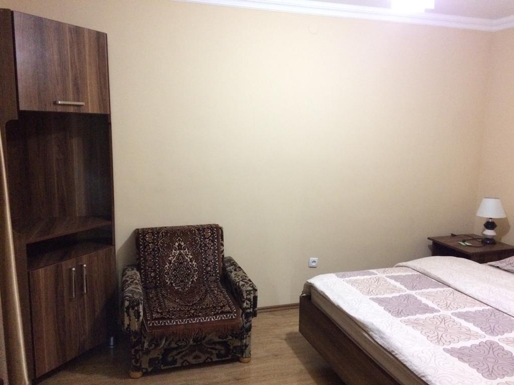 Mari Guest House Telavi Eksteriør billede